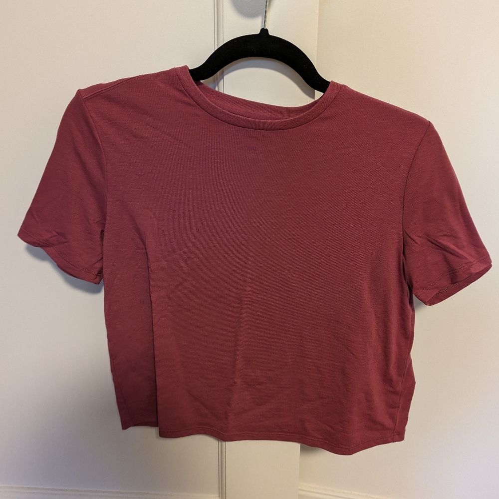 Outdoor Voices Cropped T Shirt - Pink - XS